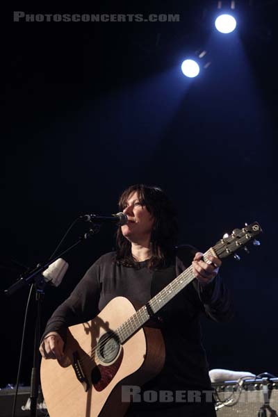 THE BREEDERS - 2013-06-01 - PARIS - Le Trianon - Kim Deal